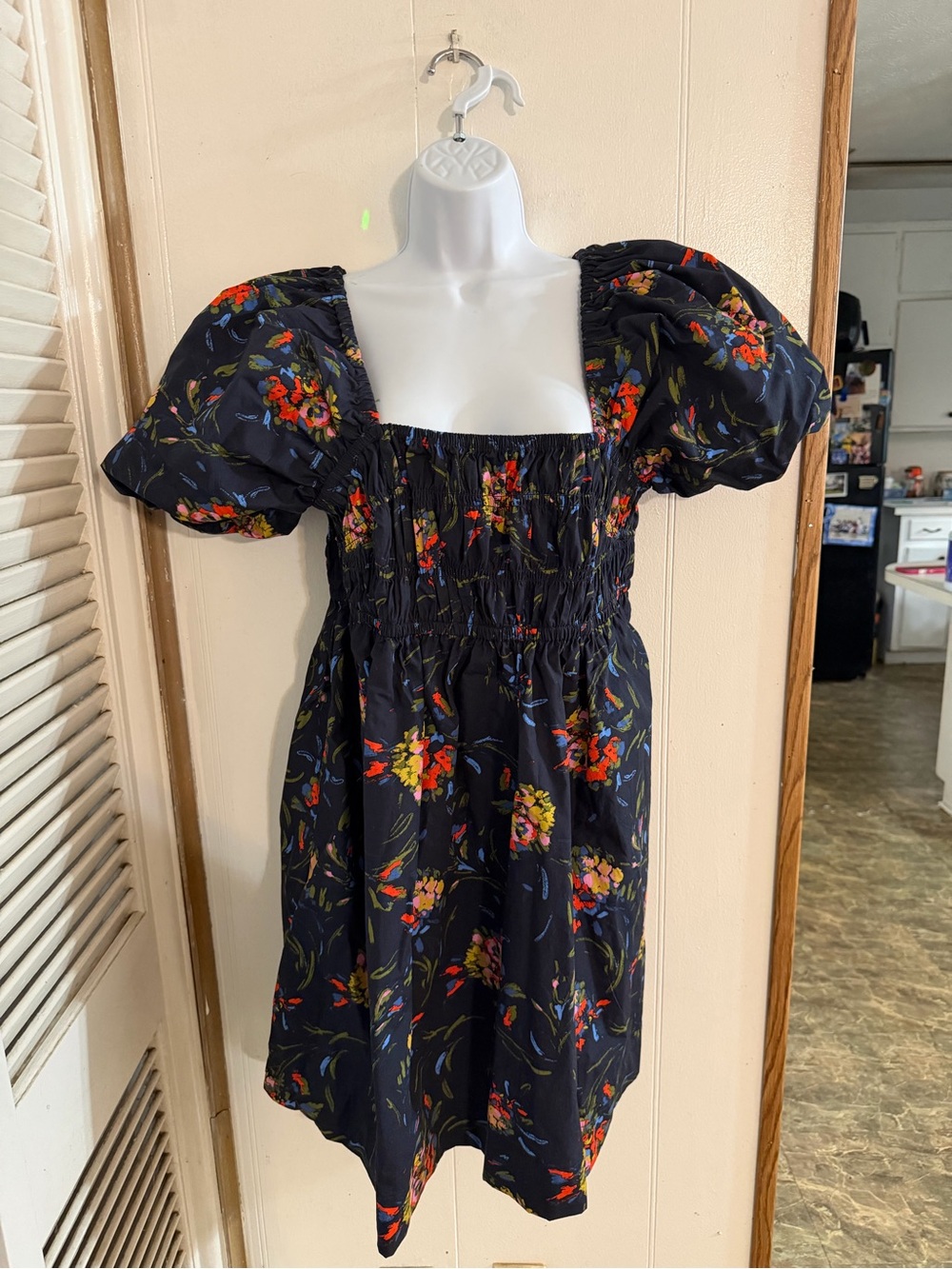 Black Floral Puff-Sleeve Smocked Mini Dress